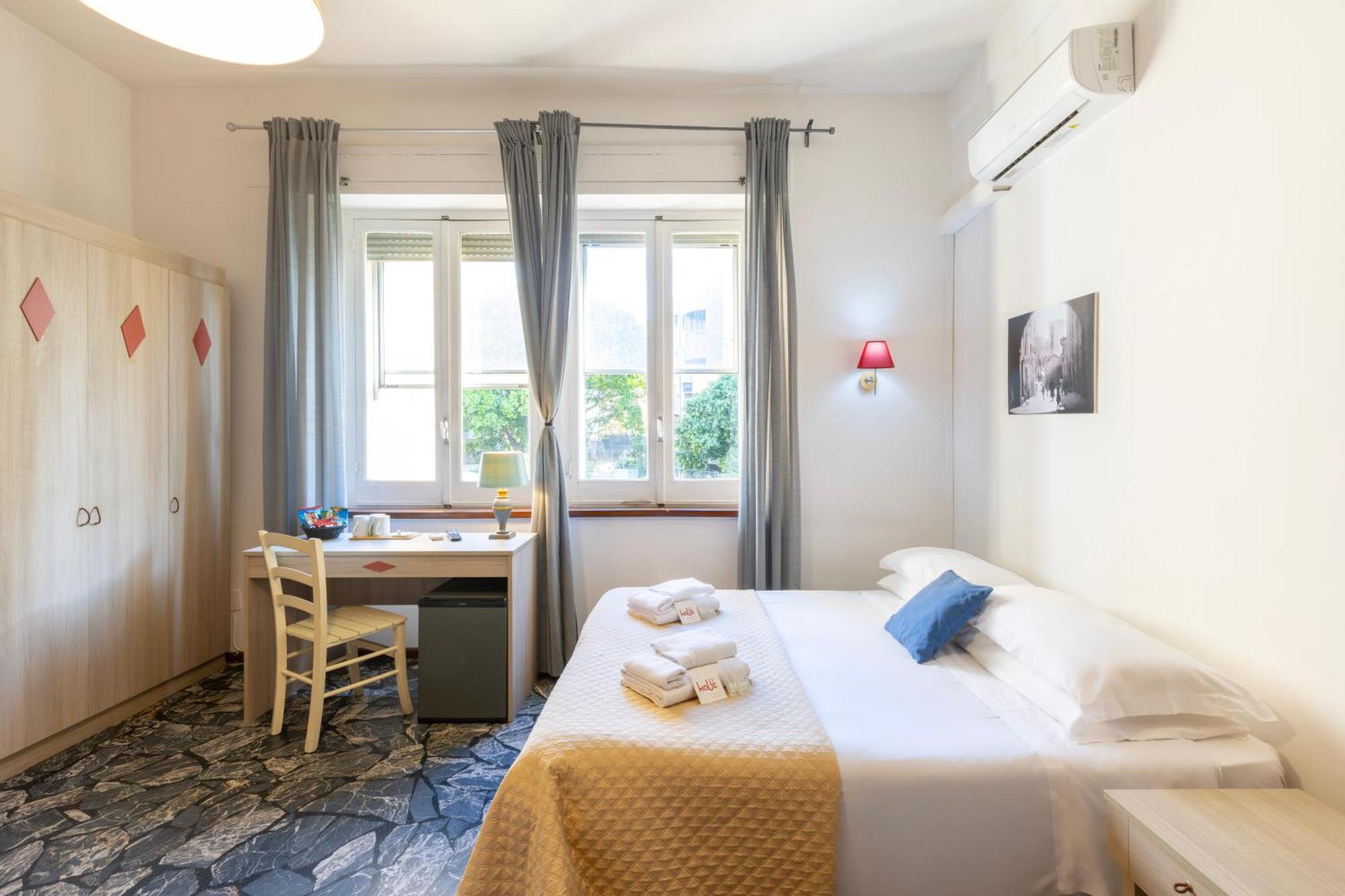 Kalie Rooms Guest House Cagliari Luaran gambar